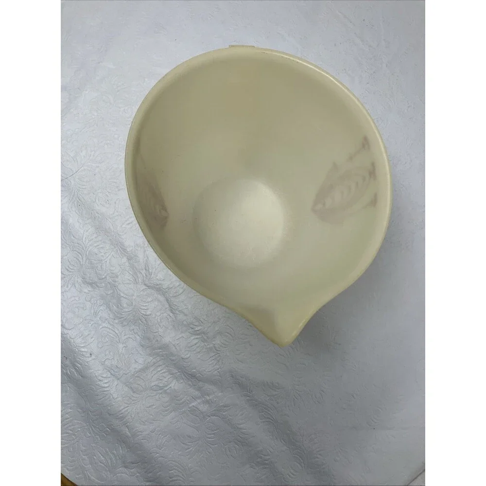 VTG Tupperware Mix-N-Store 8 Cup 2 Qt Measuring Bowl Pitcher Spout 500-1